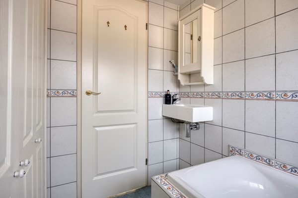 VanBeethovenlaan1012901EMCapelleaandenIJssel -27.jpg